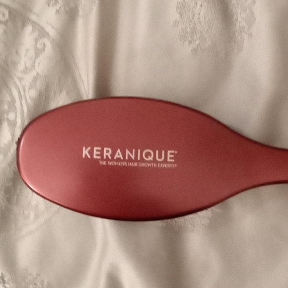 Keranique Other - NWT Hairbrush